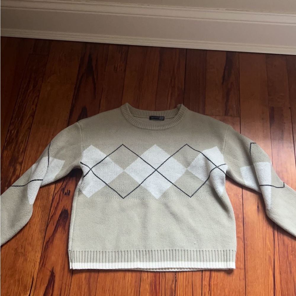 DAZY- Oversized Light Green Sweater with White Diamonds